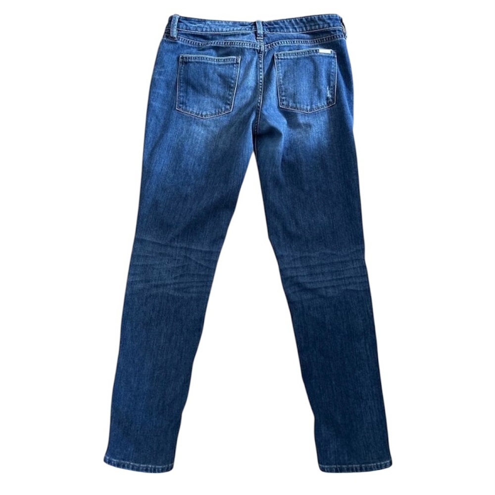 White House Black Market Girlfriend Distressed Jeans. Size 8L. - Picture 3 of 7